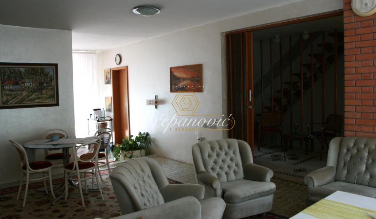 izdavanje-lokala-beograd-xODF7fX0Q4 Kuća Prodaja Mali Iđoš 135 m2