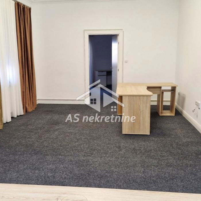 Lokal Izdavanje Beograd Kalenić Pijaca 72 m2