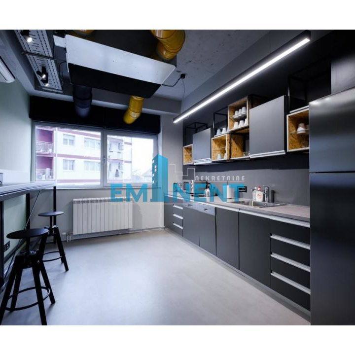 Lokal za izdavanje, Banovo Brdo, Beograd, 311m², 7.000 €/mes