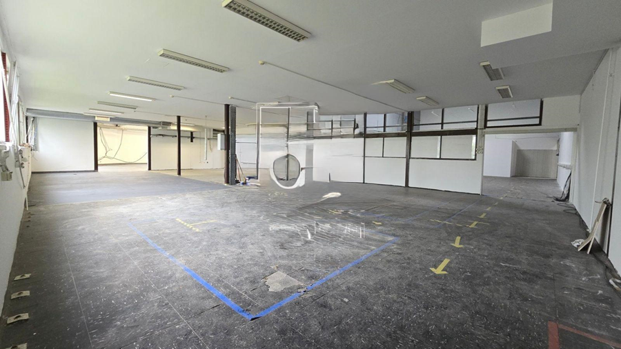 Lokal Izdavanje Beograd Lokal Izdavanje Beograd Batajnički Drum 700 m2