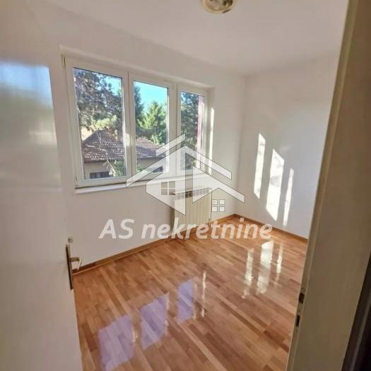 Stan Izdavanje Beograd Dedinje 104 m2