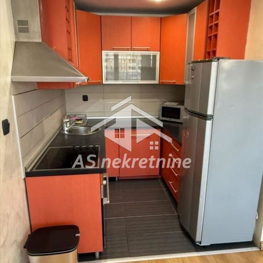 Stan Izdavanje Beograd Blok 22 80 m2