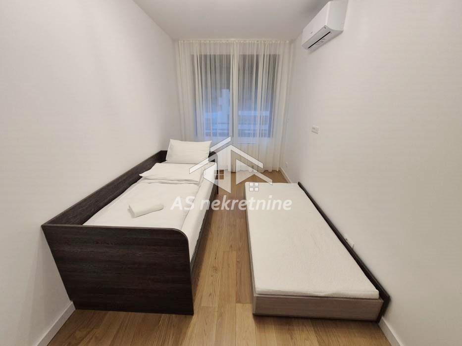 izdavanje-lokala-kYBcKYCRUl Trosoban stan za izdavanje, Trošarina, Beograd, 95m², 3. sprat, 1.200 €/mes