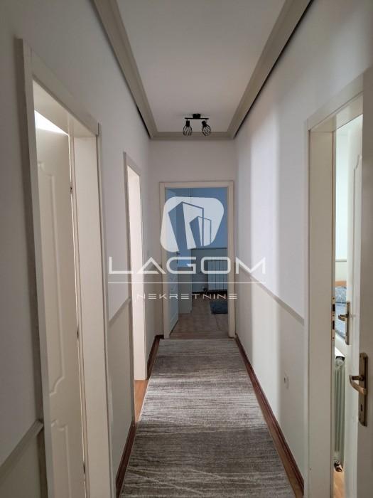 izdavanje-lokala-qkwFMIdqfx Trosoban stan na prodaju, Čubura, Beograd, 79m², 305.000 €