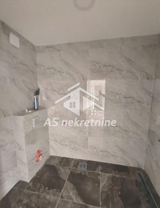 izdavanje-lokala-rySZJONFit Trosoban stan na prodaju, Cara Dušana, Beograd, 58m², 174.000 €