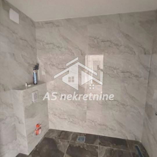 Trosoban stan na prodaju, Cara Dušana, Beograd, 58m², 174.000 €