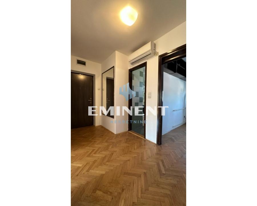Trosoban stan za izdavanje, Kalenić Pijaca, Beograd, 64m², 1.000 €/mes