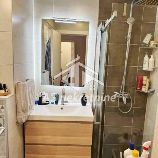 Trosoban stan za izdavanje, Hram Svetog Save, Beograd, 75m², 1.500 €/mes