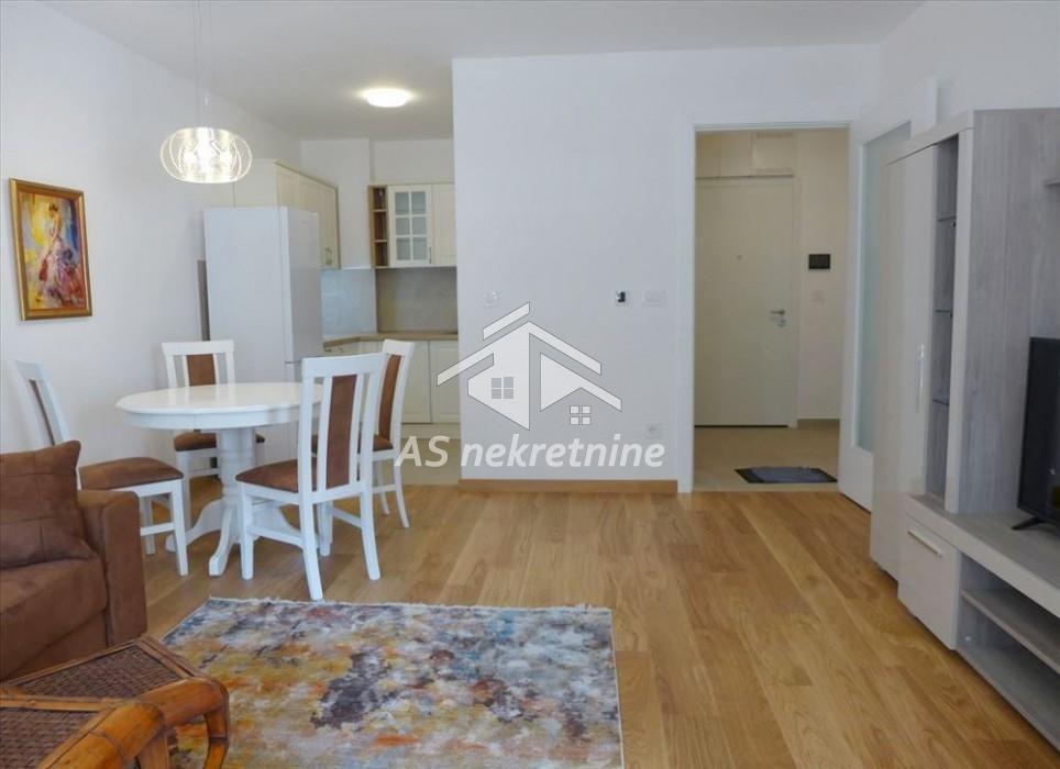 izdavanje-lokala-u2Q1TOIuY0 Stan Izdavanje Beograd 60 m2