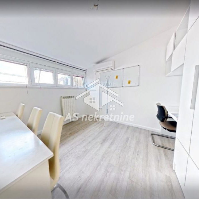 Petosoban stan na prodaju, Đeram Pijaca, Beograd, 118m², 6. sprat, 349.000 €