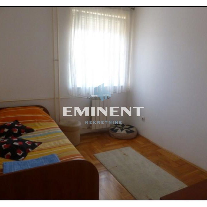 Četvorosoban stan na prodaju, Autokomanda, Beograd, 80m², 237.000 €