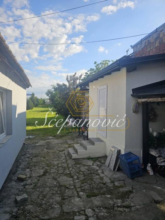 Plac Prodaja Novi Sad  1705 m2