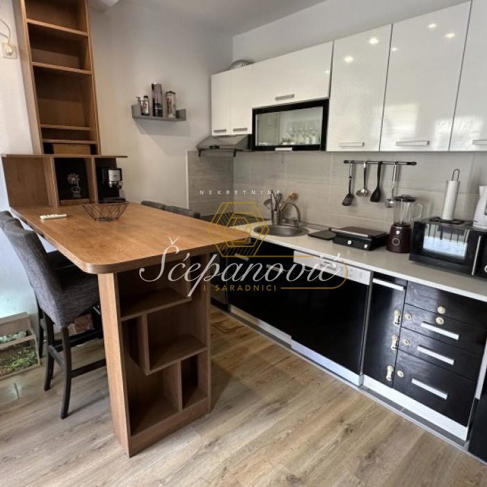 Stan Prodaja Novi Sad  33 m2