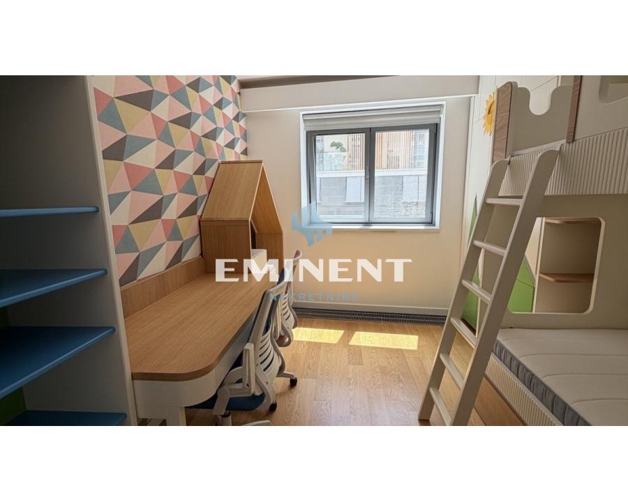 Četvorosoban stan za izdavanje, Blok 65, Beograd, 117m², 2.300 €/mes