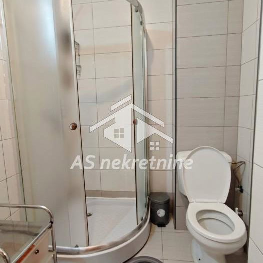 Trosoban stan za izdavanje, Đeram Pijaca, Beograd, 58m², 750 €/mes