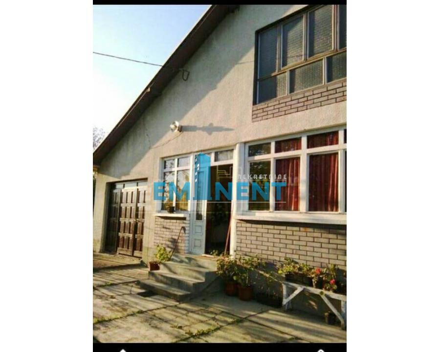 Kuća Prodaja Aranđelovac  250 m2