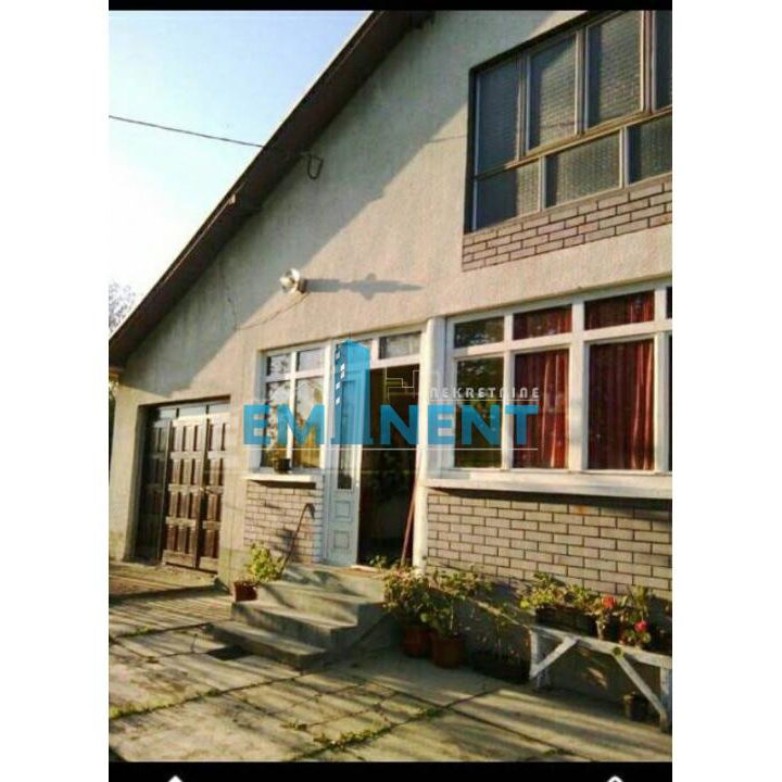 Kuća Prodaja Aranđelovac  250 m2