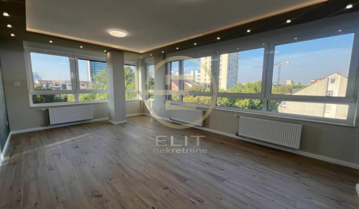 Lokal Izdavanje Novi Sad  101 m2