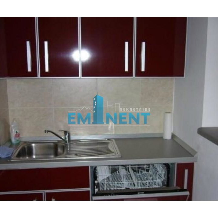 Stan Izdavanje Beograd Blok 22 43 m2