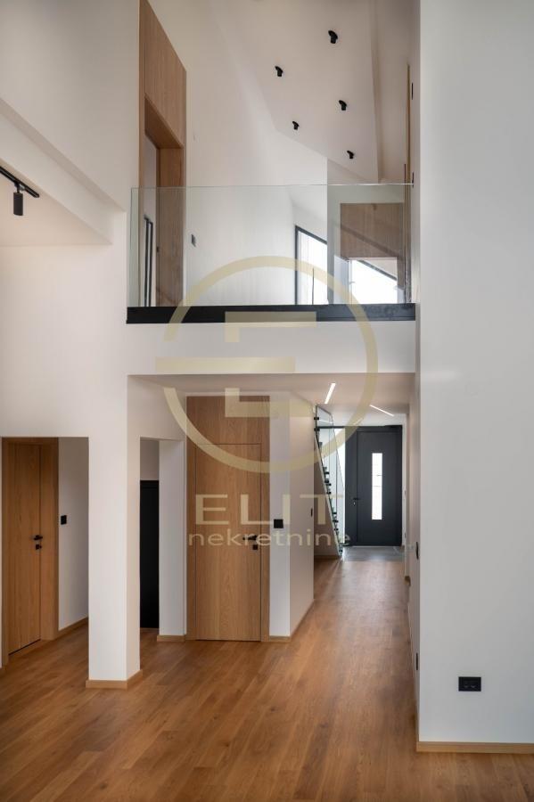 Kuća na prodaju, Veternik, Novi Sad, 143m², 510.000 €