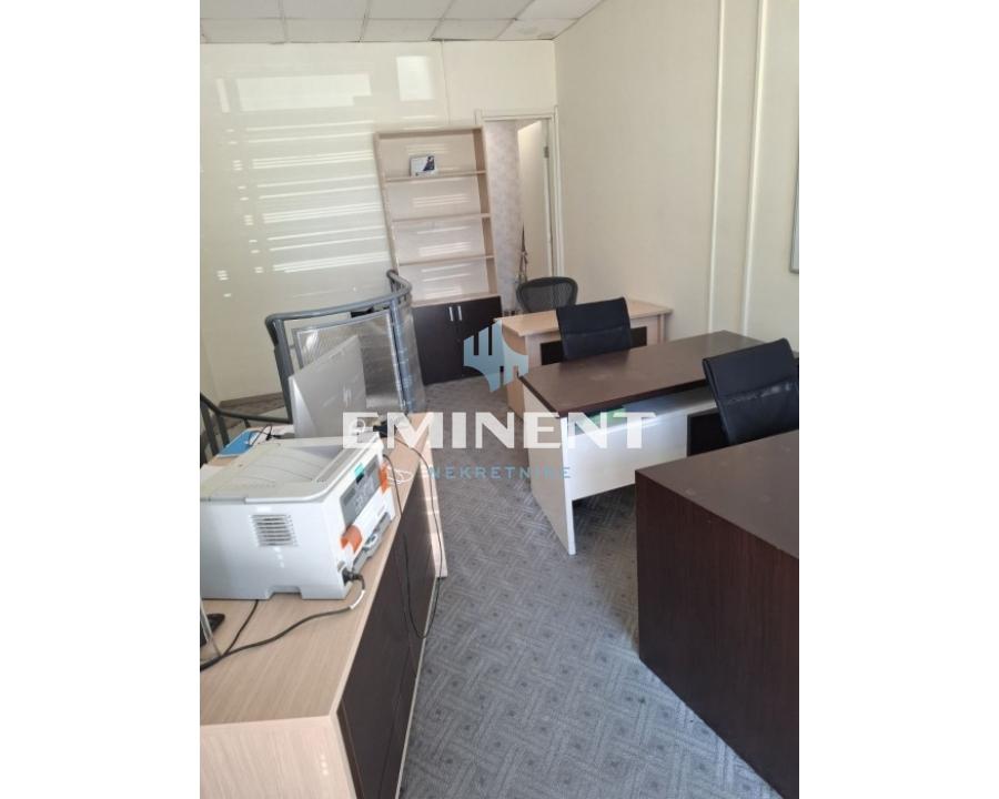 Lokal za izdavanje, Blok 67 – Belville, Beograd, 40m², 700 €/mes