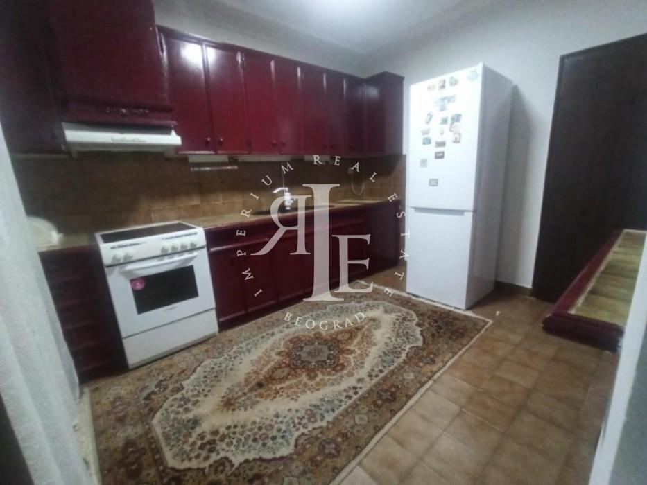 Kuća na prodaju, Mala Moštanica, Beograd, 300m², 189.000 €