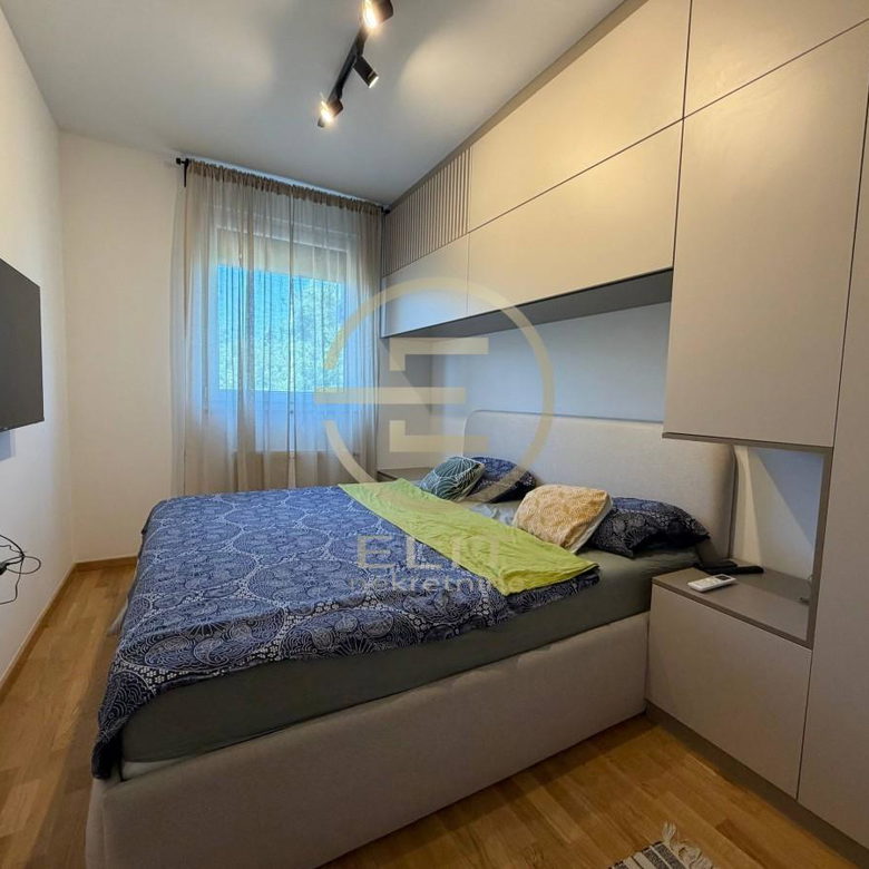 Četvorosoban stan na prodaju, Telep, Novi Sad, 77m², 265.000 €