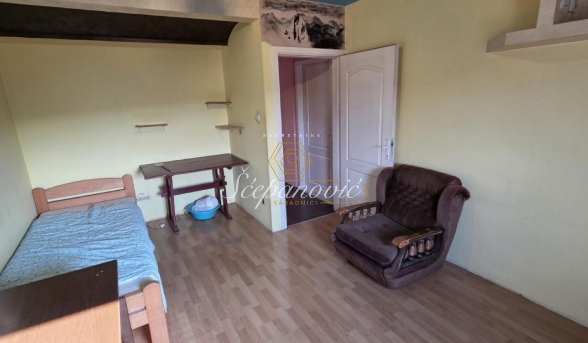 izdavanje-nekretnina-5q1G8Wo6ZE Kuća Prodaja Novi Sad 152 m2