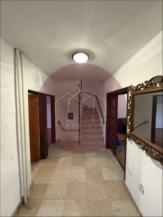 Kuća Prodaja Beograd Rušanj 237 m2