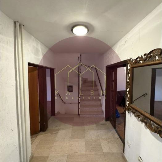 Kuća Prodaja Beograd Rušanj 237 m2