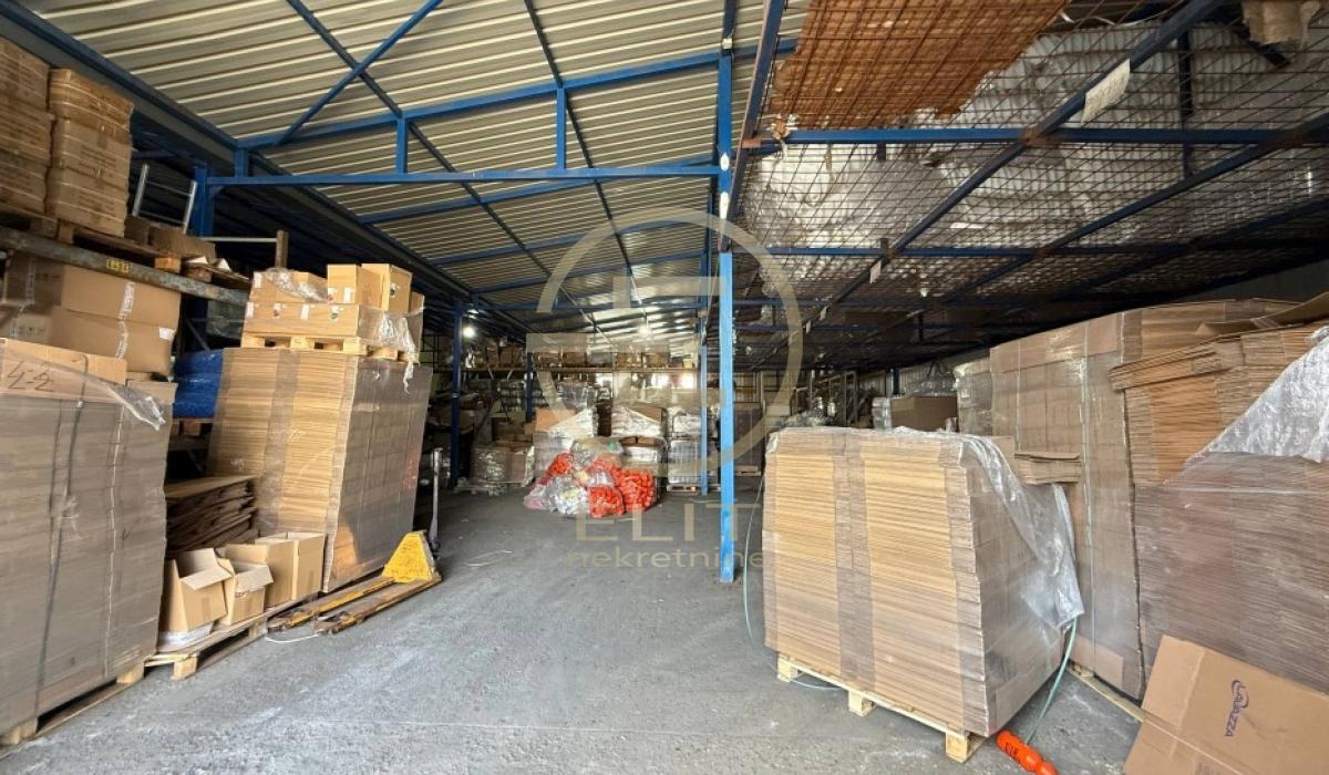Lokal Izdavanje Novi Sad  7726 m2