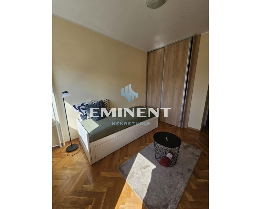 Stan Izdavanje Beograd Blok 23 73 m2