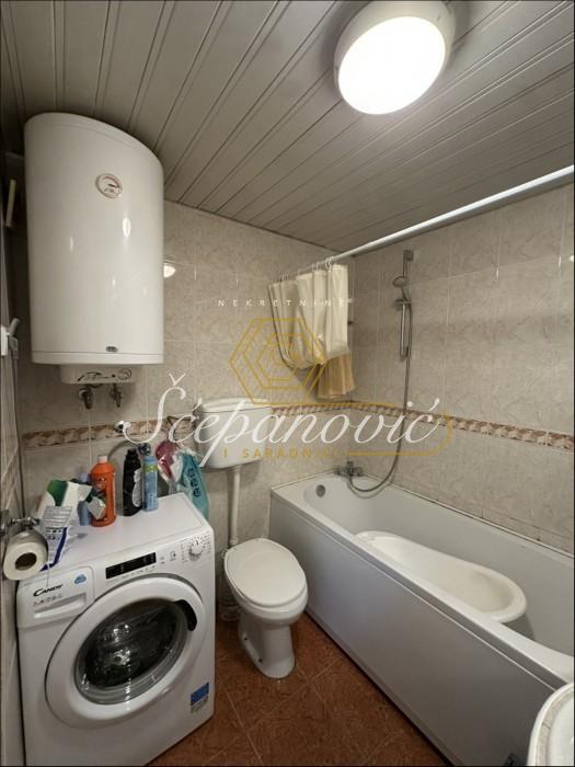 izdavanje-nekretnina-B8KAbQrhX2 Četvorosoban stan na prodaju, Grbavica, Novi Sad, 79m², 250.000 €