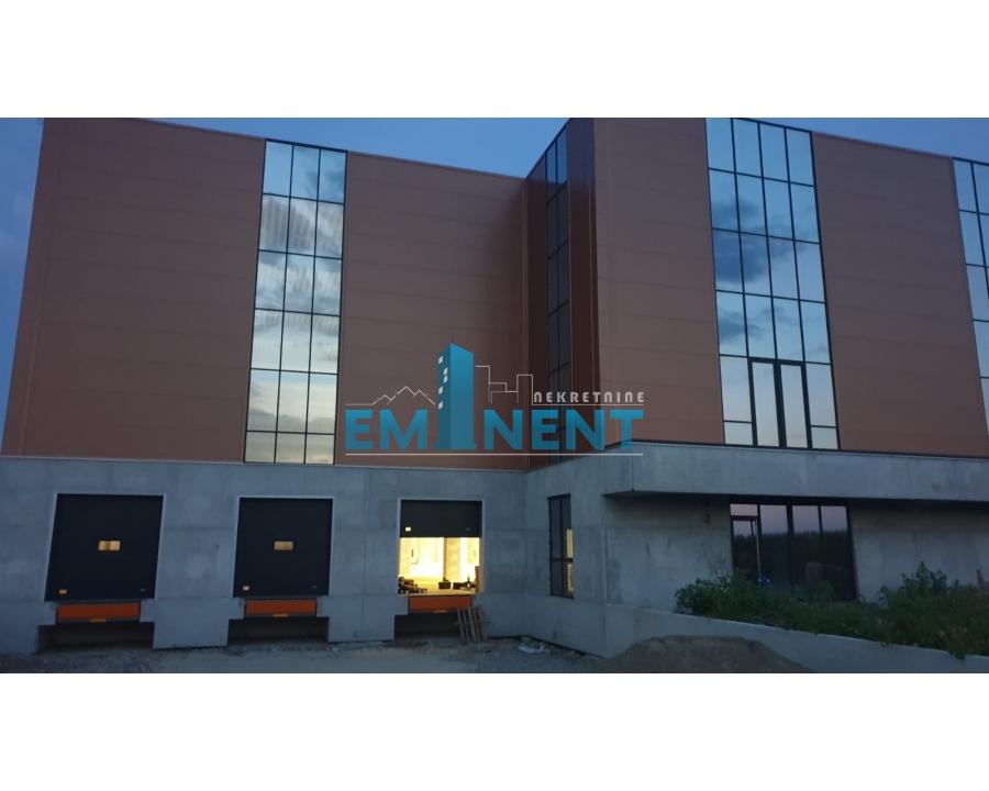 Lokal Prodaja Stara Pazova  4500 m2