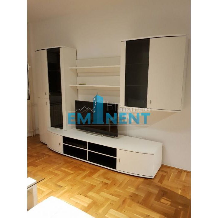 Stan Izdavanje Beograd  62 m2