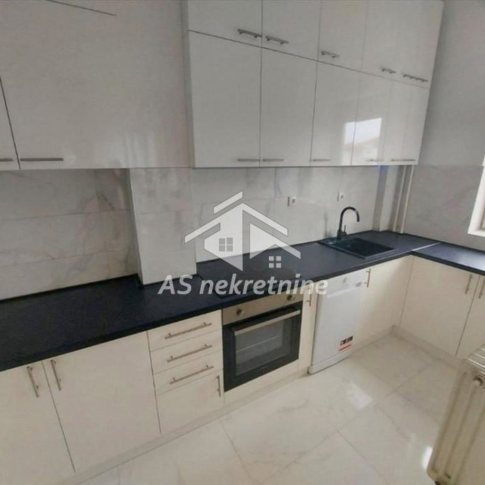 Stan Izdavanje Beograd Dedinje 80 m2