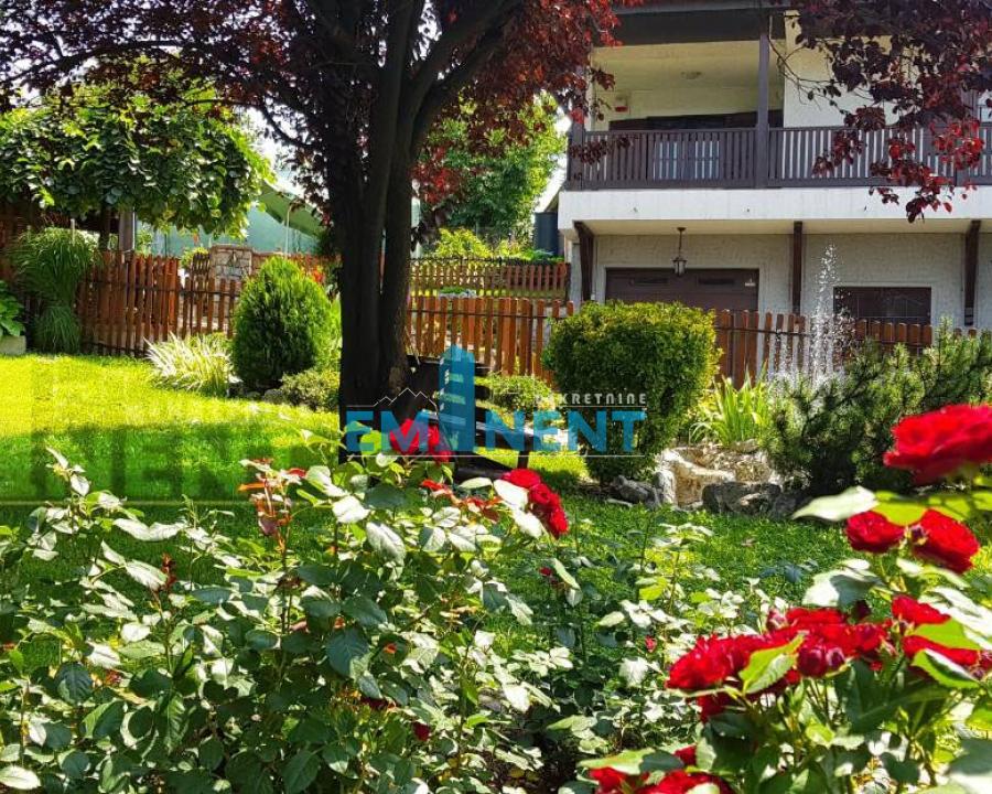 Kuća na prodaju, Beli Potok, Beograd, 465m², 620.000 €