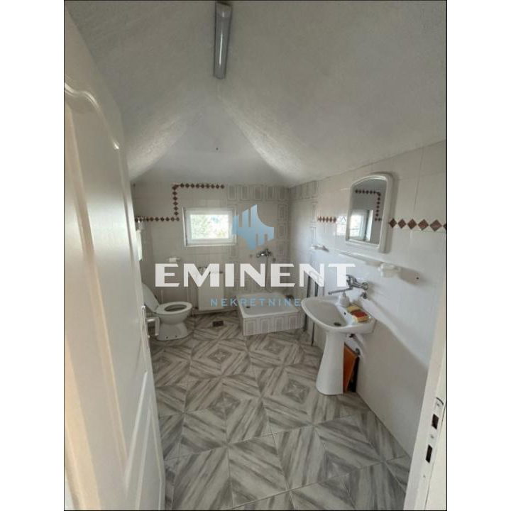 Petosoban stan za izdavanje, Autokomanda, Beograd, 176m², 1.500 €/mes