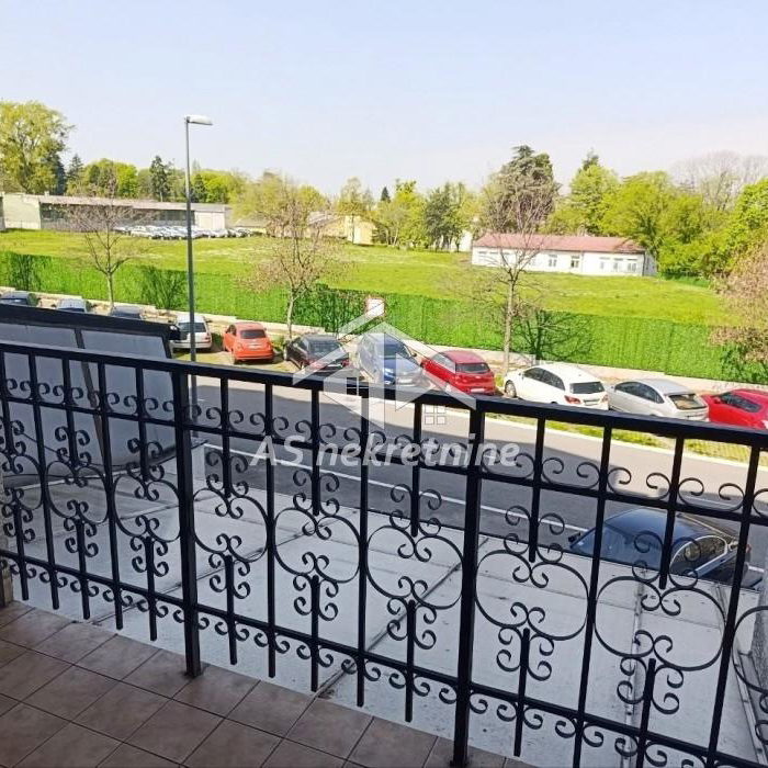 Trosoban stan za izdavanje, Dedinje, Beograd, 80m², 1.300 €/mes
