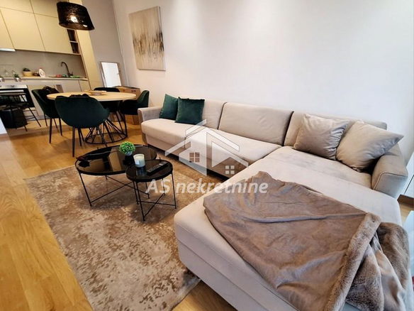 Stan Izdavanje Beograd Dorćol 50 m2