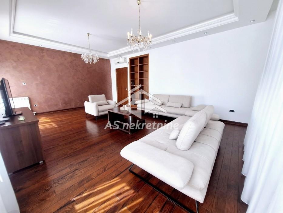 Stan Izdavanje Beograd Dedinje 135 m2