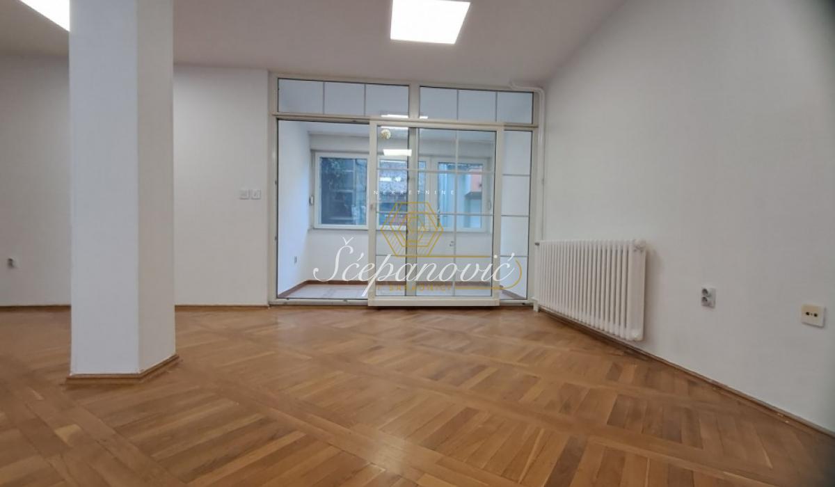 Stan Prodaja Novi Sad  96 m2