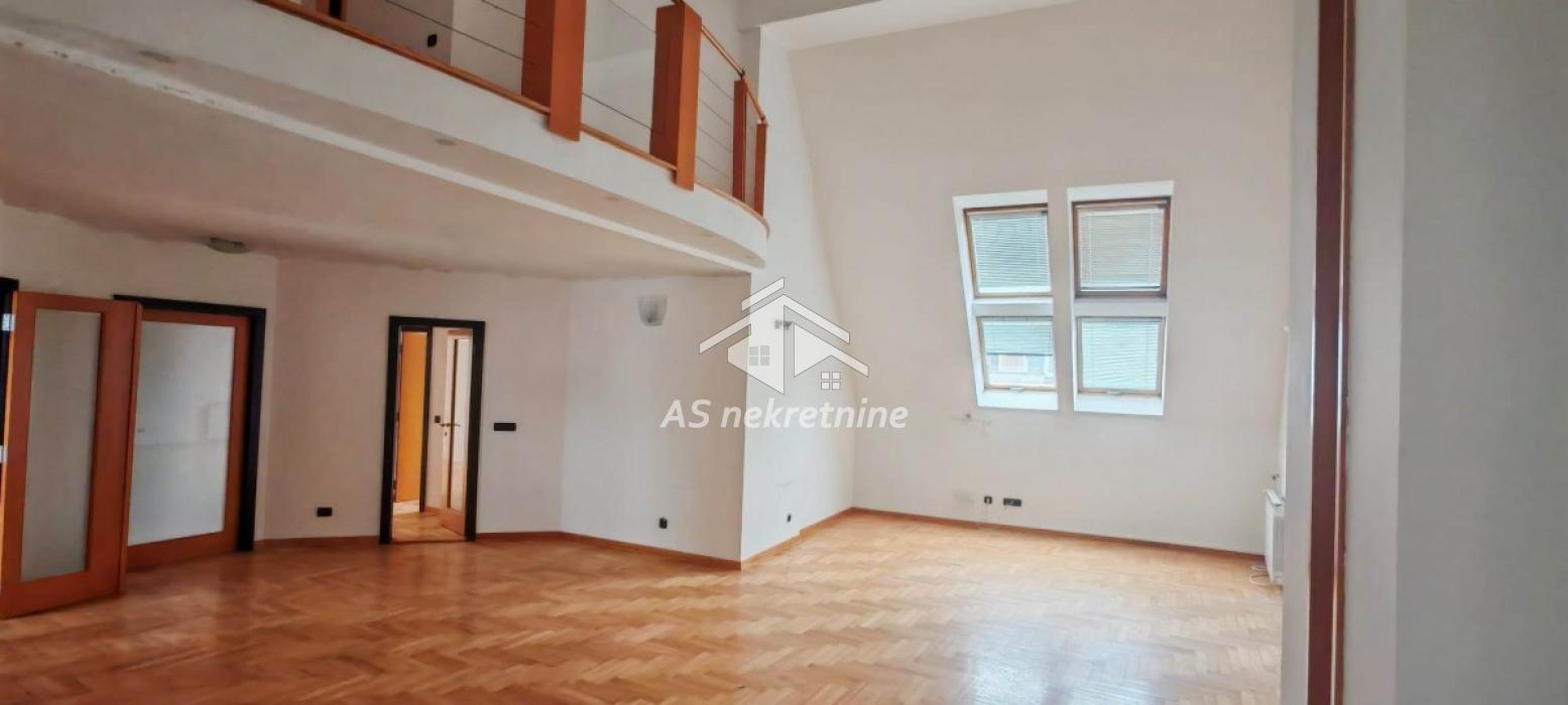 izdavanje-nekretnina-IOB3wpZNRD Višesoban stan na prodaju, Kalenić Pijaca, Beograd, 207m², 690.000 €