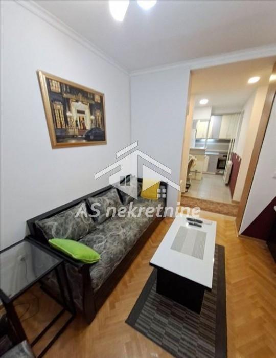 Stan Izdavanje Beograd Slavija 47 m2