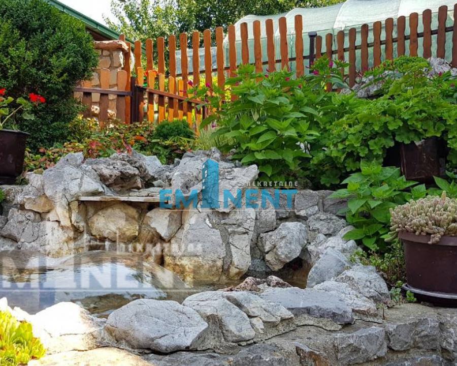 Kuća Prodaja Beograd Beli Potok 465 m2