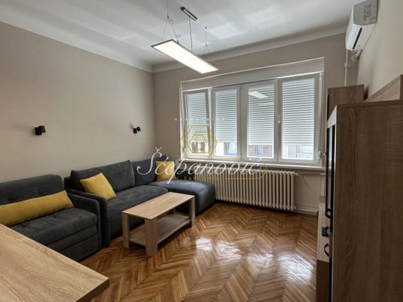 Stan Prodaja Novi Sad  32 m2