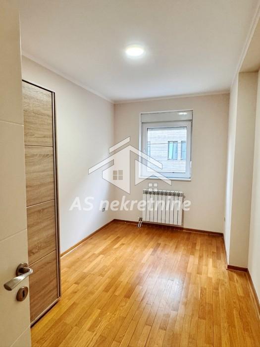 Stan Izdavanje Beograd Lekino Brdo 67 m2