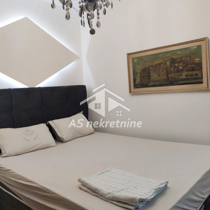 Trosoban stan za izdavanje, Banovo Brdo, Beograd, 52m², 700 €/mes