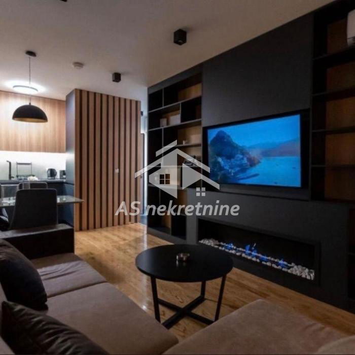 Stan Izdavanje Beograd Južni Bulevar 55 m2