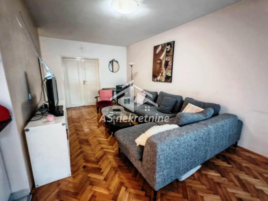 Stan Izdavanje Beograd Stan Izdavanje Beograd Kalenić Pijaca 73 m2